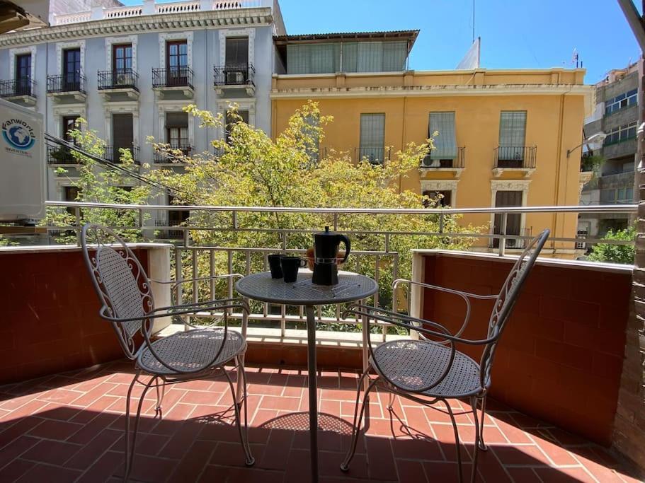 Piso En El Centro De Granada. Parking Opcional Lägenhet Exteriör bild